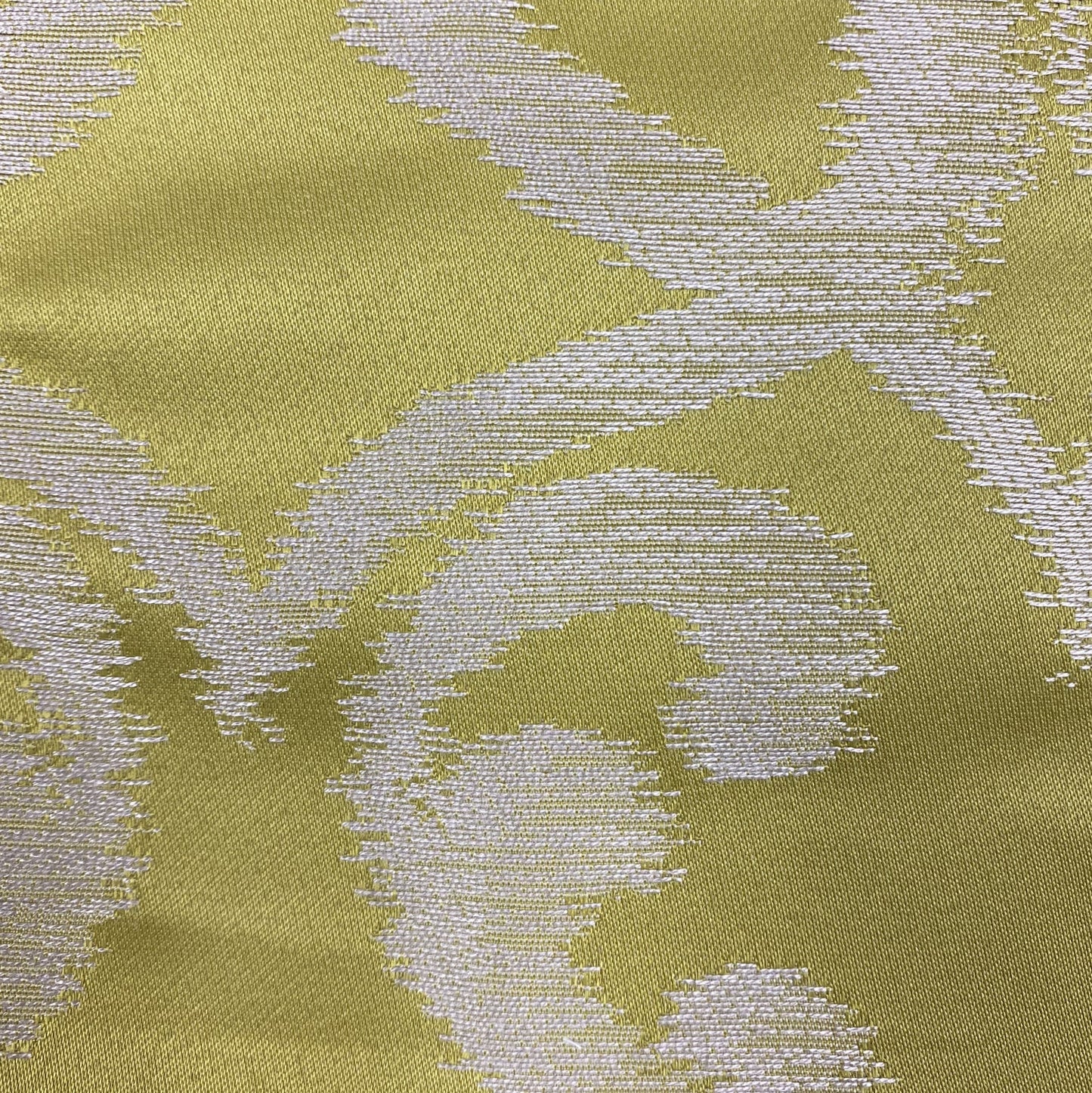 Fabric - Lemans - 63% Poly, 37% Viscose - Repeats V: 14-3/4" H: 7" - Width 58"/59"