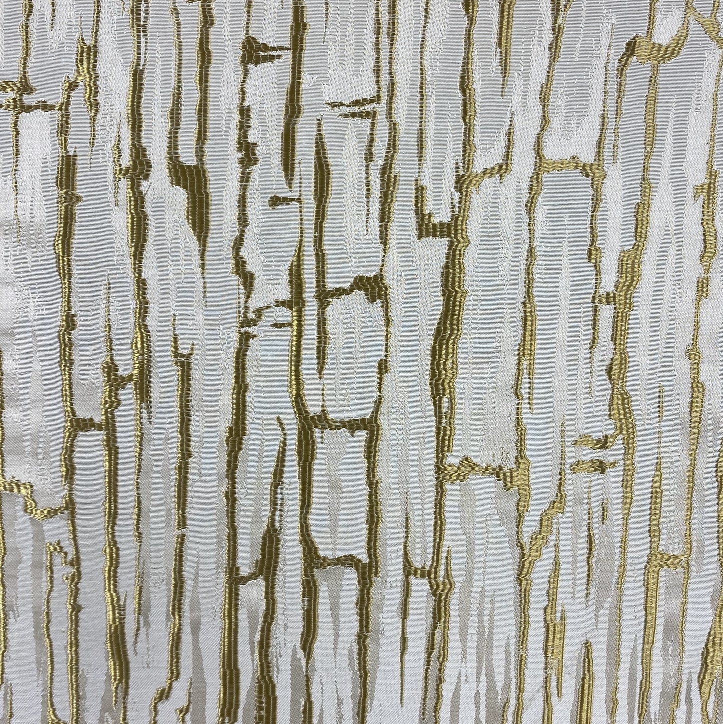 Fabric - Tustin - 65% Polyester / 35% Cotton - Width: 54" - Repeats H:13-3/8" V:16-3/4"