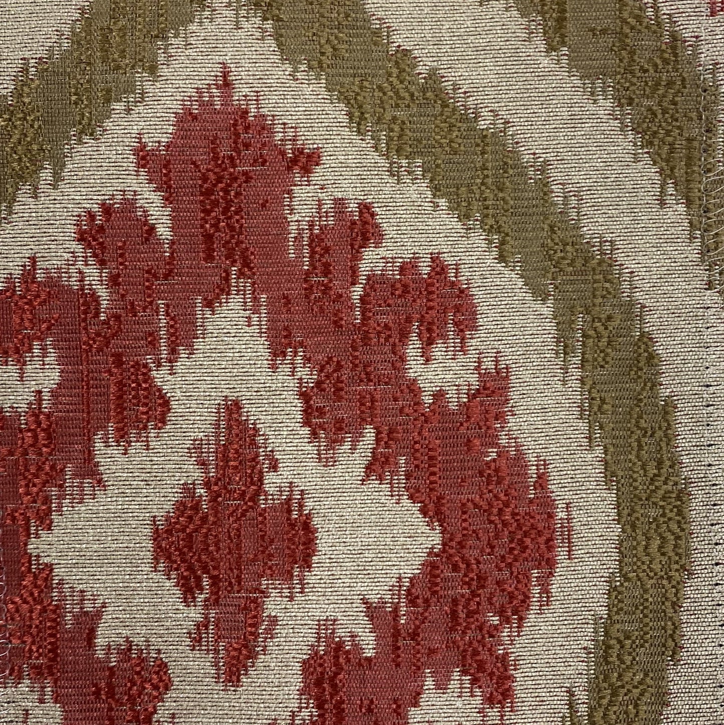 Fabric - Oxnard - 100% Polyester - Repeats V: 10-6/8" H: 7" - Width: 54"