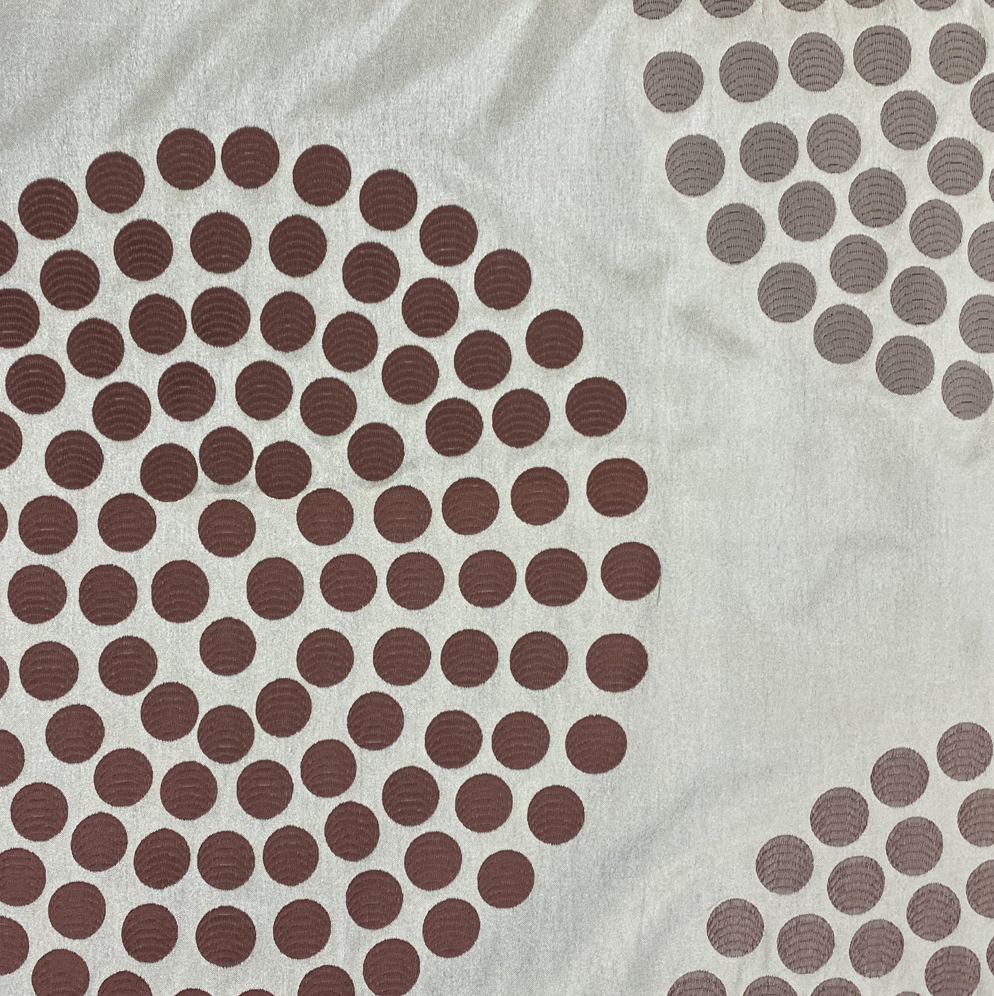 Fabric - Bedford - 100% Poly - Repeats V: 27-1/2" H:22" - Width: 59"