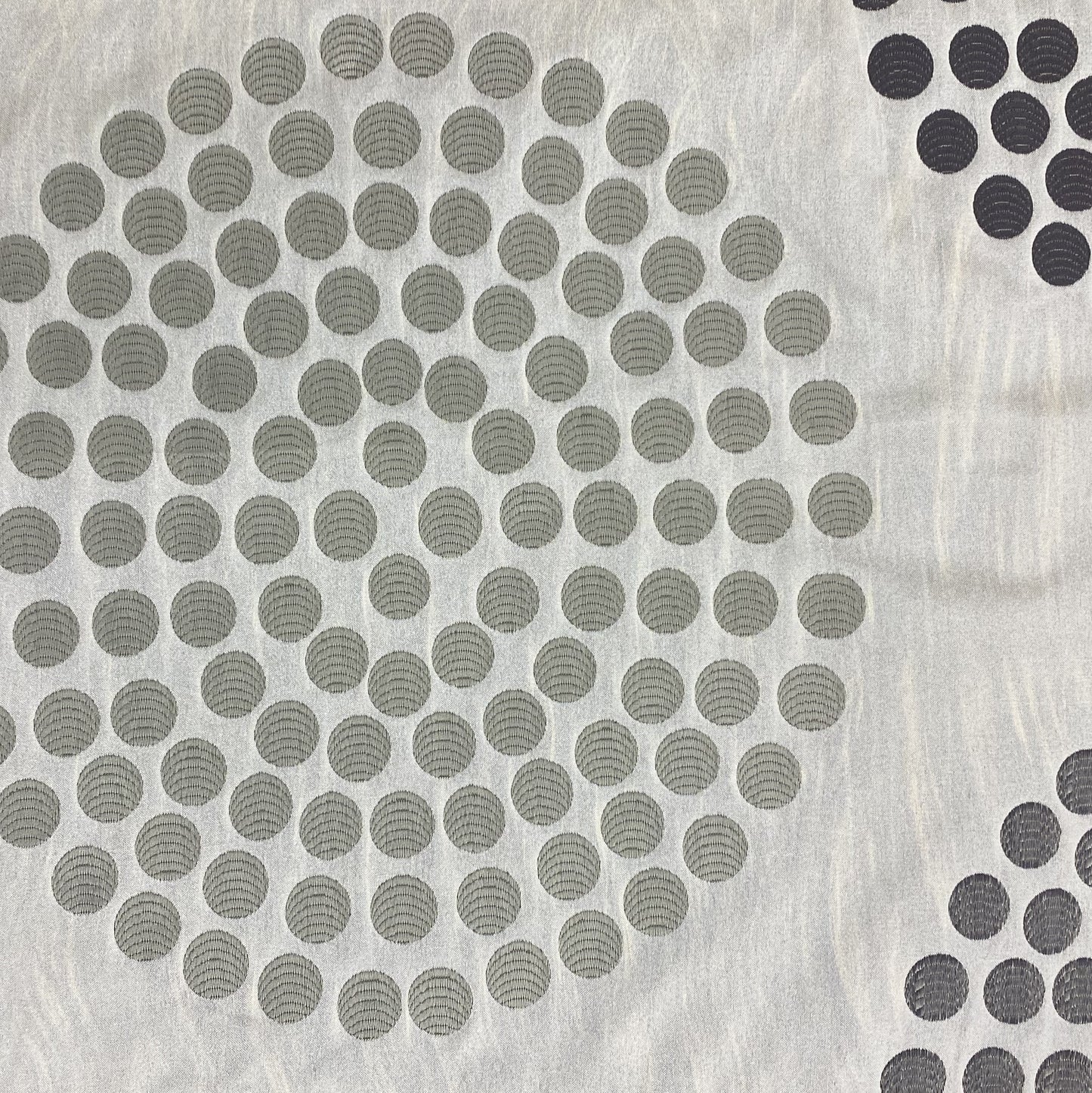 Fabric - Bedford - 100% Poly - Repeats V: 27-1/2" H:22" - Width: 59"